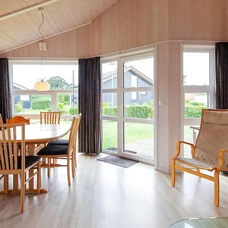 4 Person In Ferienhaus Grömitz