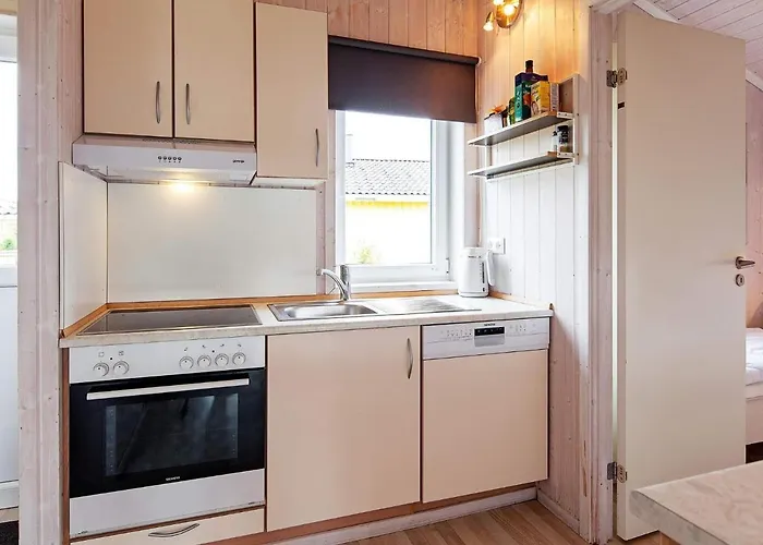 4 Person In Semesterbostad